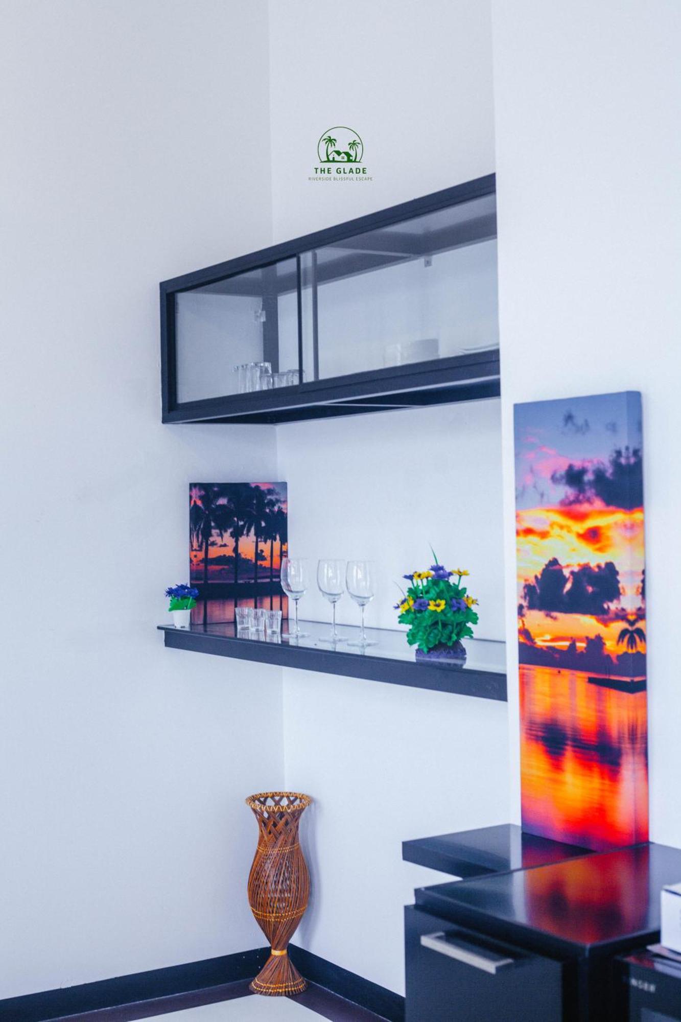 The Glade Aparthotel Уелигама Екстериор снимка